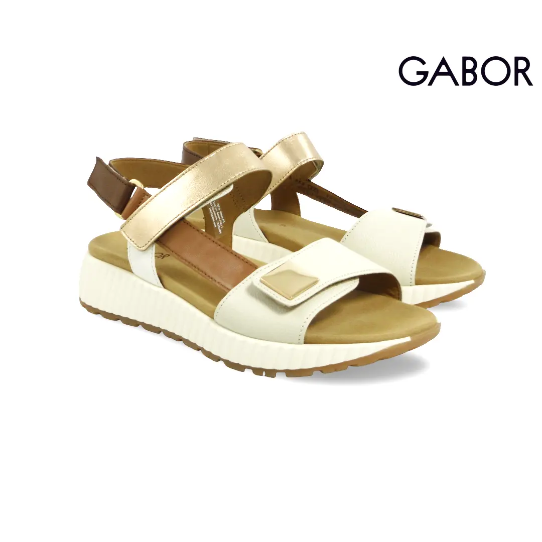 Gabor comfort sandaal in latta en nougat met metallic band en klittenbandsluiting
